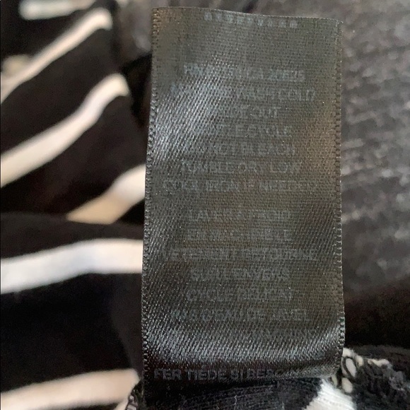 Guess black and white striped tank top - Picture 5 of 5